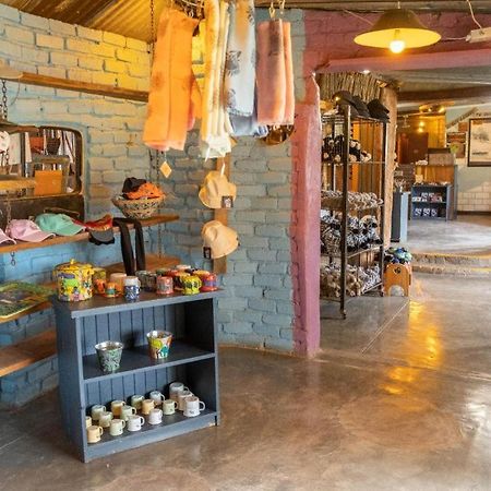 Etosha Safari Camp, Etosha National Park, Namibia 호텔 오카우쿠에요 외부 사진